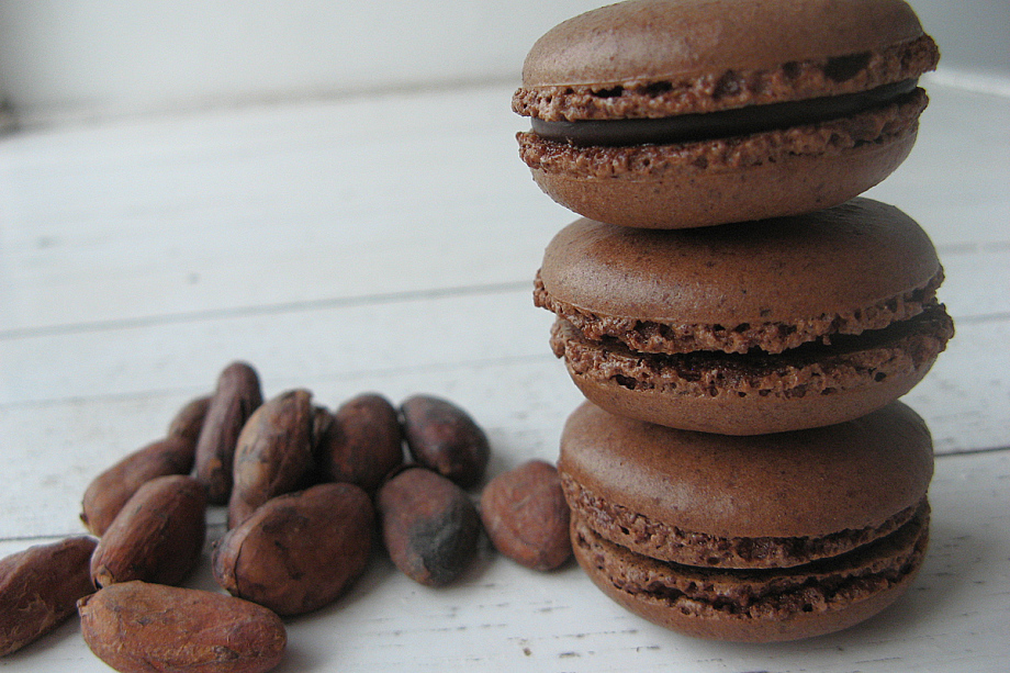 Cocoa Flour Macaron